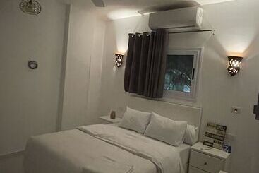 膳宿费 Moon House Of Luxor