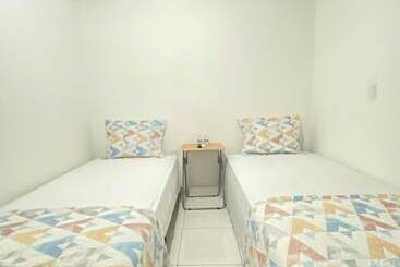 بنسيون Residencial Lassonde Guest House