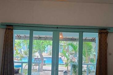 פנסיון Silversky Bungalows