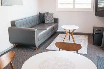 هتل آپارتمان 42 Banksia By The Bnb Collection