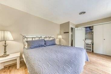 بيت ريفى Central Cloudcroft Retreat W/ Wood Burning Stove!