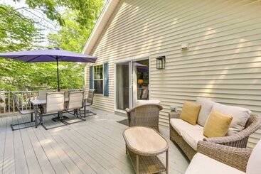 بيت ريفى Charming Casco Home W/ Deck In Point Sebago Resort