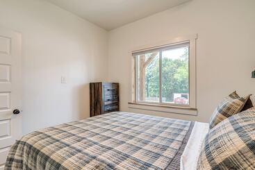 بيت ريفى Cozy Two Peaks Home Near Lake Texoma State Park!