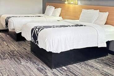 فندق Dreamland Inn And Suites