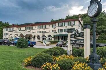 فندق Lake Lure Inn And Spa