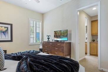 Сельский дом Setting The Standard By Avantstay Luxury Villa