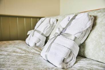 קוטג'' Wildwood Quarry Retreat