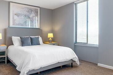 Three Rivers Apartments By Barsala