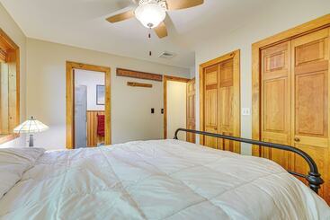 קוטג'' Waterfront Lake George Lodge W/ Boat Dock & Lift!