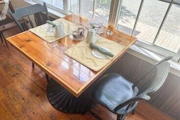 ベッドアンドブレックファースト The Black Walnut Inn