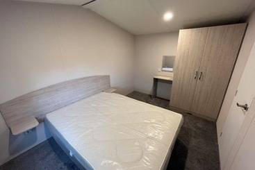 Charming 2 Bed Lodge In Newton Stewart