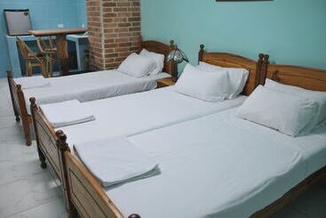 پانسیون Shoko Berri House