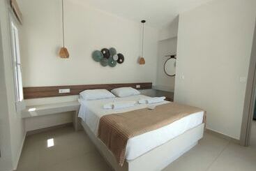 پانسیون Tamaris Suites