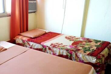 تختخواب و صبحانه Sarita Rooms