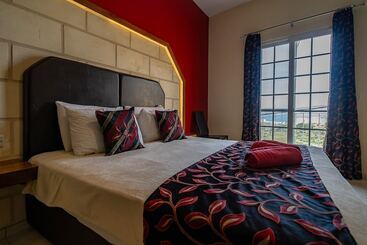 هتل Illogga Boutique