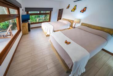 ホテル Nanajuana Río Dulce