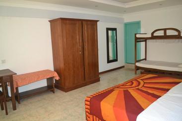 هتل Villa Jayananda