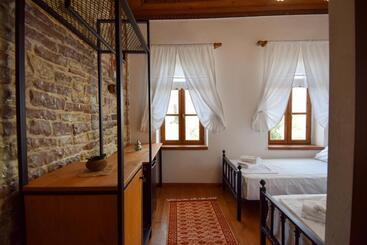 فندق Aqueduct Inn