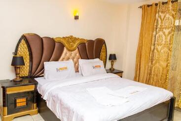 Empiris Hotel Narok
