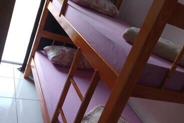 Hostel E Pousada Orquídea