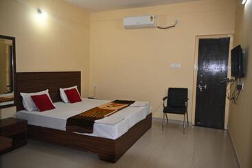 ホテル Goroomgo Green Akress Bhubaneswar Comfortable Bed With Impressive Service