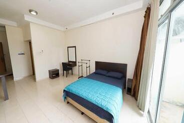 בית מלון כפרי Oyo 91006 Ktc Studio Apartment By My Gunung