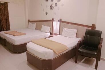 فندق Temple City Lake Inn Madurai Aala