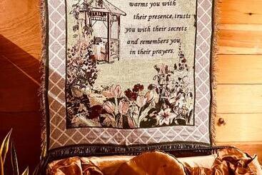 پانسیون Hostal Aventura