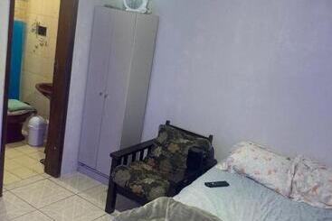 펜션 Hostel Vellozo