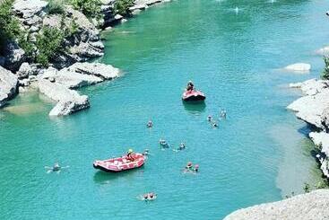 פנסיון Nina Guest House