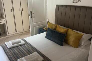 住宿加早餐 Whalesong Guest House