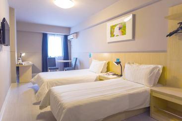هتل Jinjiang Inn Jiujiang Internation Exhibition Center