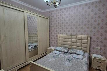 مبيت وإفطار Apartment Cozy House 1