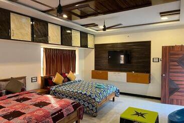 호텔 Coco Holidays