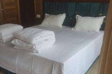 ホテル Kanti Resort