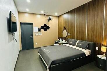 Отель Khách Sạn Hero Thái Nguyên