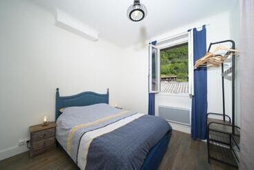 펜션 Jolie Chambre Au Calme à Auzat