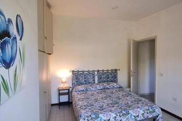 بنسيون Villa Red Melons