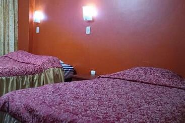 Отель Hostal Zurit Puno