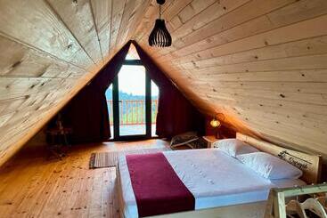 בית מלון כפרי Seyregah Dağ Evi