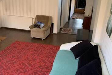 پانسیون Guest House Akaki