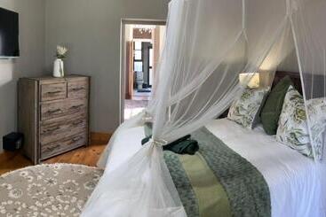 بنسيون Hephzibah Inn Guest House And Venue