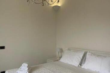 פנסיון Villa Valentina Suite