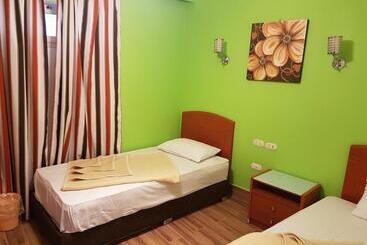 هتل آپارتمان Private Chaleat At Porto Sukhna Sea View