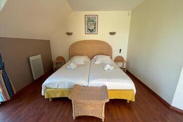 Bed and Breakfast L Overlord