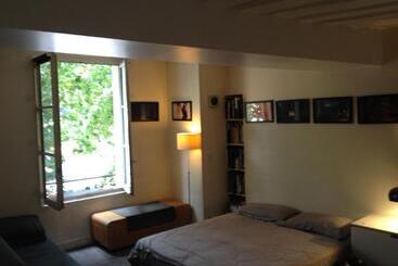 تختخواب و صبحانه Suite Indépendante Studio Top Centre Marais