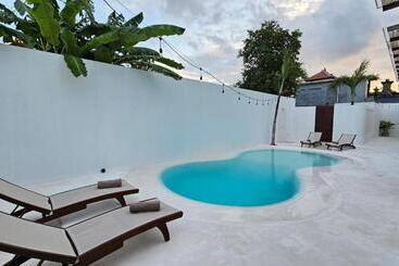 La Bianca Studio Apartment