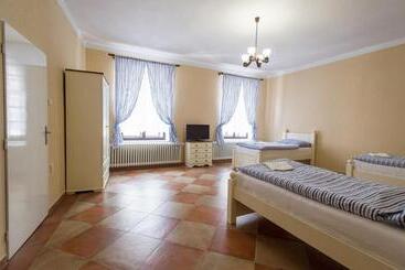 پانسیون Penzion U Františka