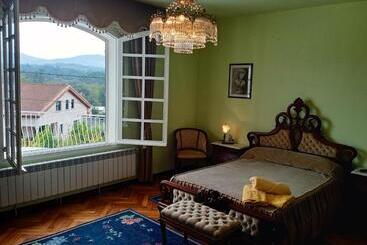 Bed and Breakfast A Casa De Abelleira Ponteareas