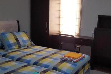 Szálloda Kost Pondok Mas Cirebon